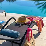 Villa Greenheart - Mediterranean Elegance In Nature *