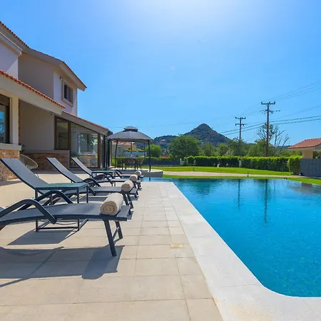 Villa Greenheart - Mediterranean Elegance In Nature *