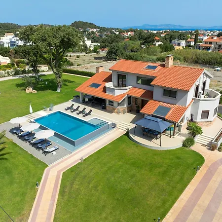 Greenheart - Mediterranean Elegance In Nature