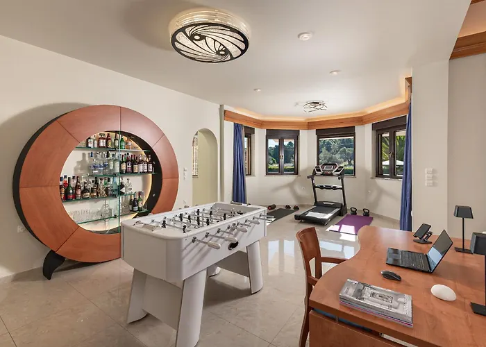 Greenheart - Mediterranean Elegance In Nature Willa Jalisos