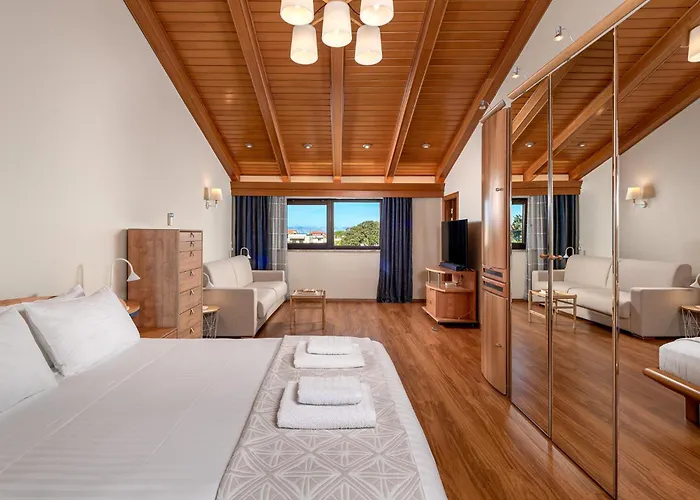 Greenheart - Mediterranean Elegance In Nature * Jalisos