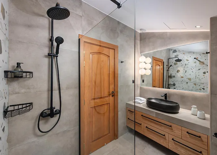 Greenheart - Mediterranean Elegance In Nature فيلة *