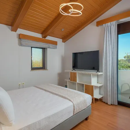 Villa Greenheart - Mediterranean Elegance In Nature